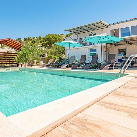 Nice Home In Zatoglav With House Sea View Podglavica ภายนอก รูปภาพ