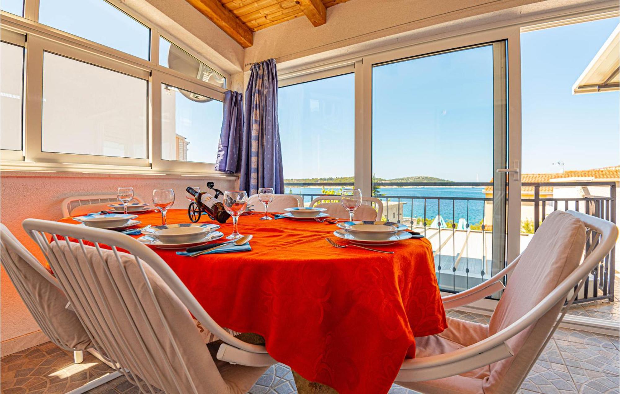 Nice Home In Zatoglav With House Sea View Podglavica ภายนอก รูปภาพ