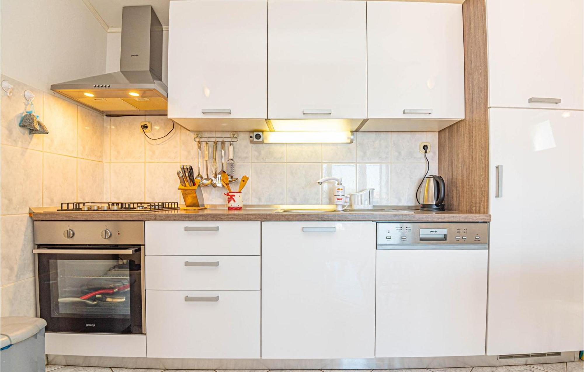 Nice Home In Zatoglav With House Sea View Podglavica ภายนอก รูปภาพ
