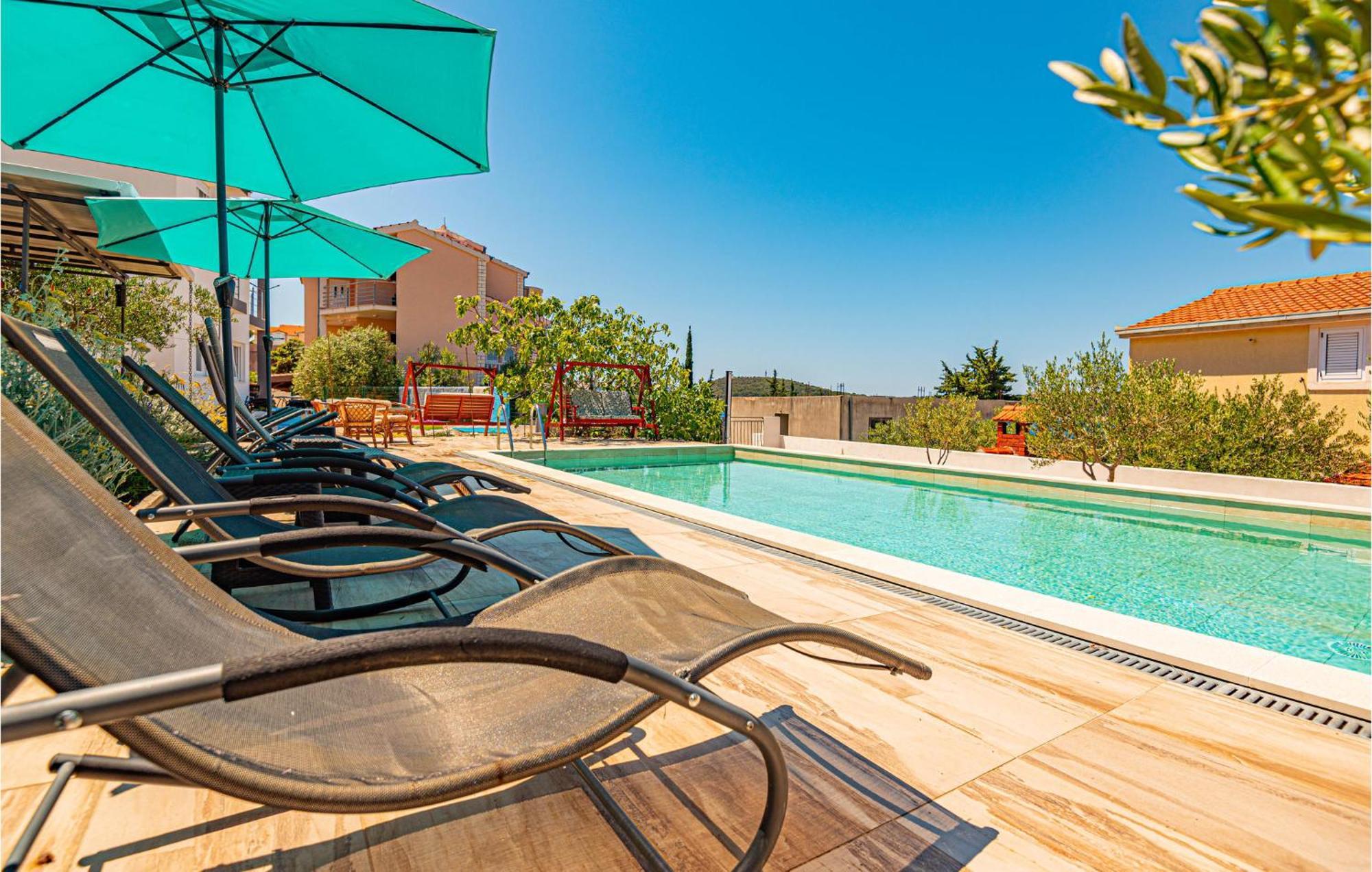 Nice Home In Zatoglav With House Sea View Podglavica ภายนอก รูปภาพ
